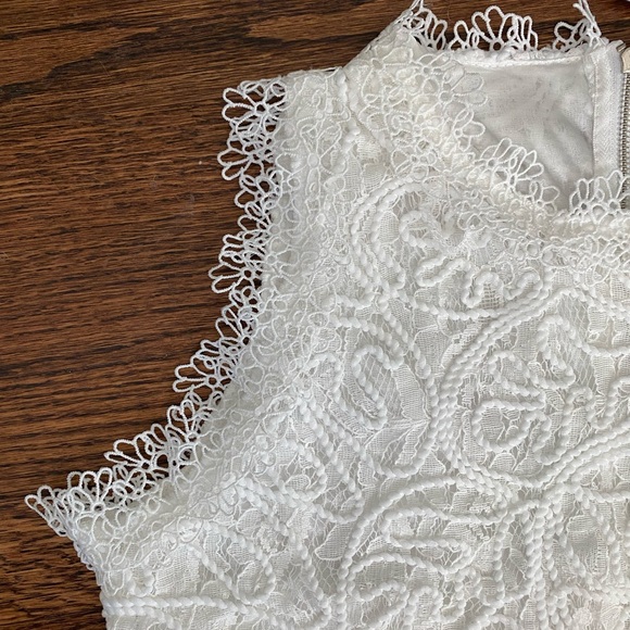 White lace blouse NWT Chicwish - Picture 2 of 8